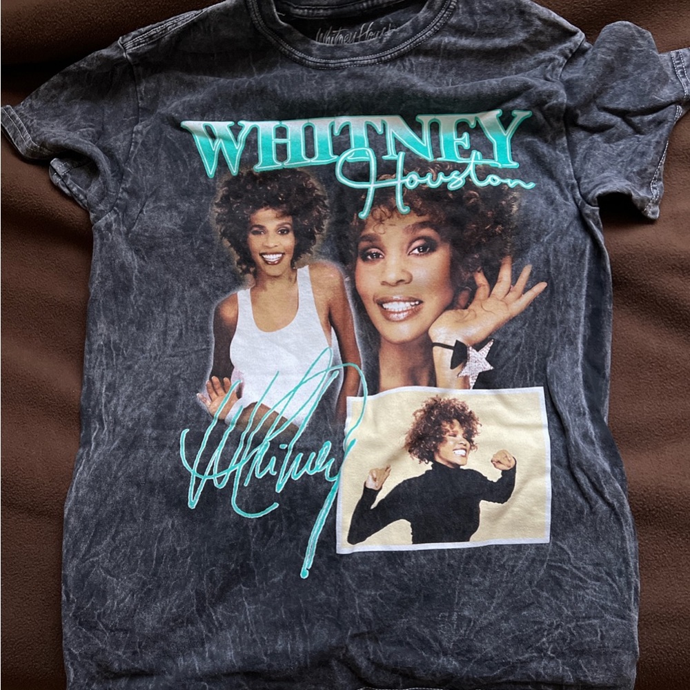 Forever 21 whitney Houston graphic tee